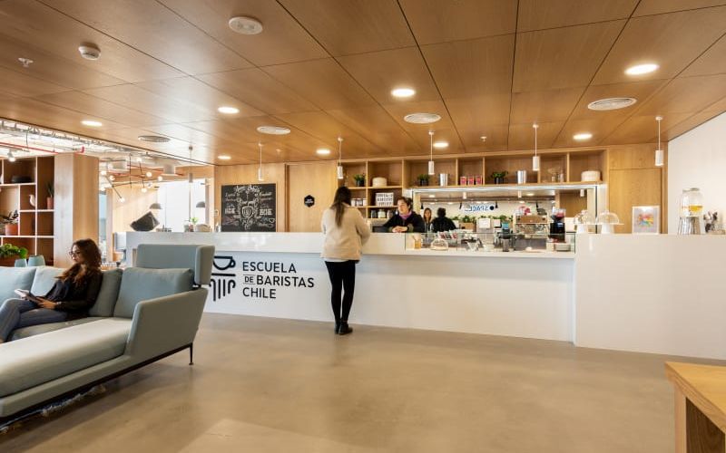 4611 Los Militares, Santiago Image 4