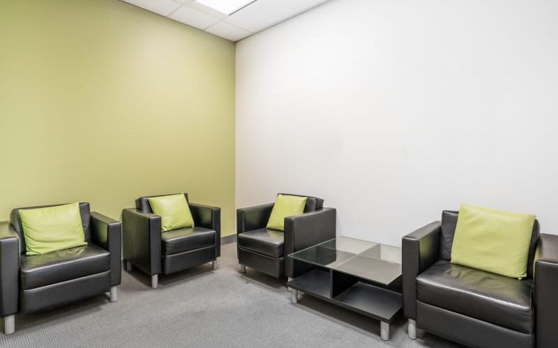 675 Cochrane Drive, Markham Image 1