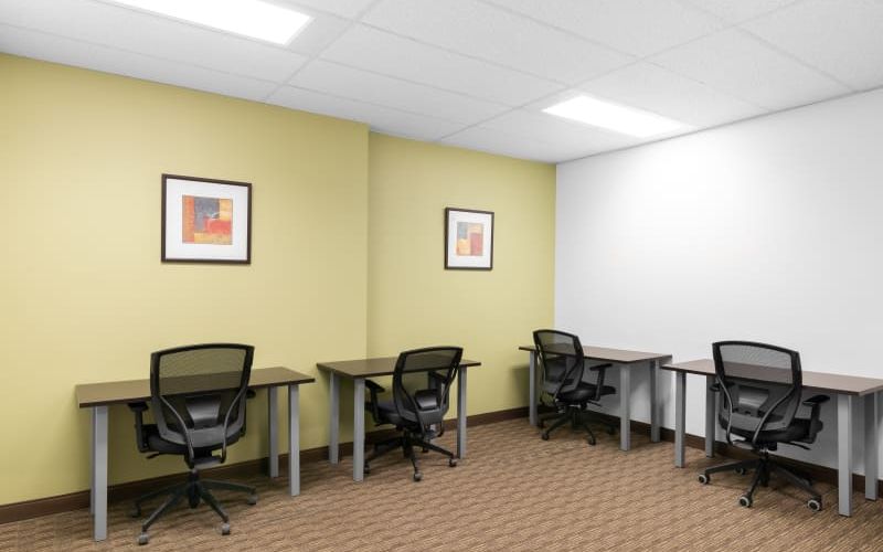 2 County Court Blvd, Brampton Image 9