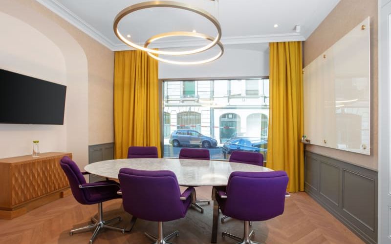 11 Bahnhofquai, Zurich Image 1