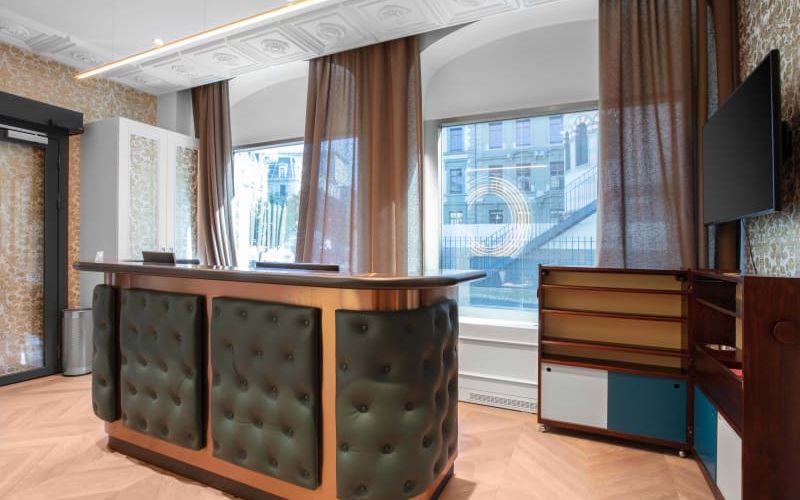 11 Bahnhofquai, Zurich Image 2