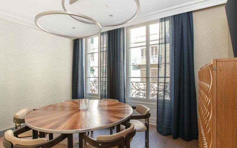 11 Bahnhofquai, Zurich Image 5