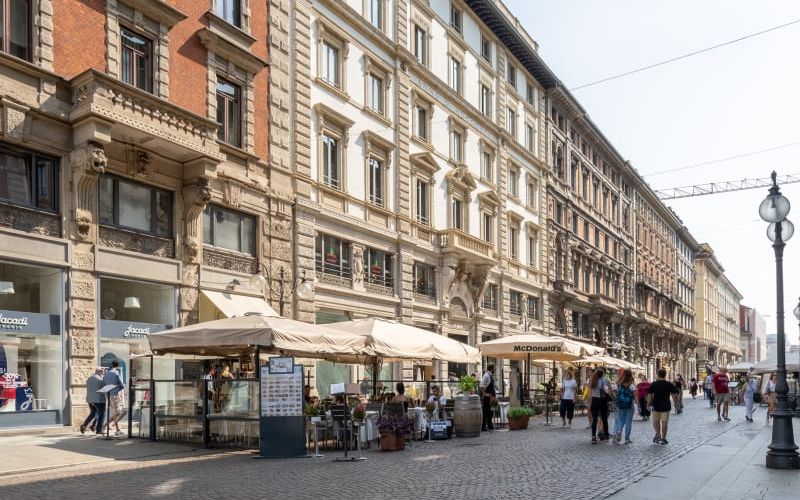 Via Dante 16, Milan Image 9