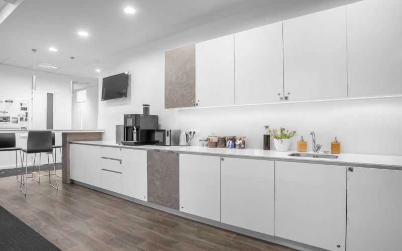 1789/5 Ip Pavlova Square, Prague Image 8