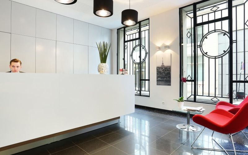 18 Rue Pasquier, Paris Image 5