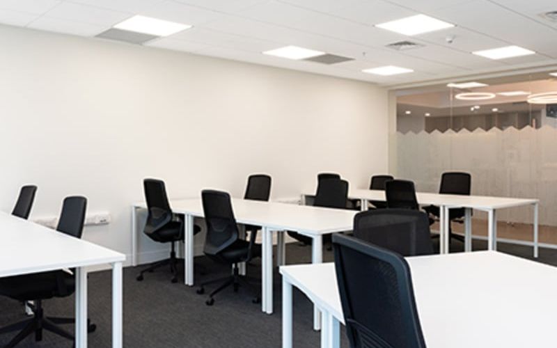 211 El Bosque Norte Ave, Santiago Image 9