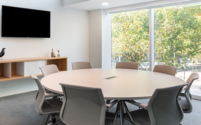 211 El Bosque Norte Ave, Santiago Image 8