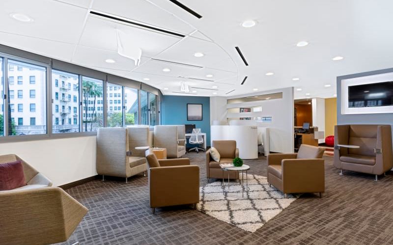 9465 Wilshire Boulevard, Beverly Hills, 50 DESKS 9465 Wilshire Boulevard, Beverly Hills Image 1