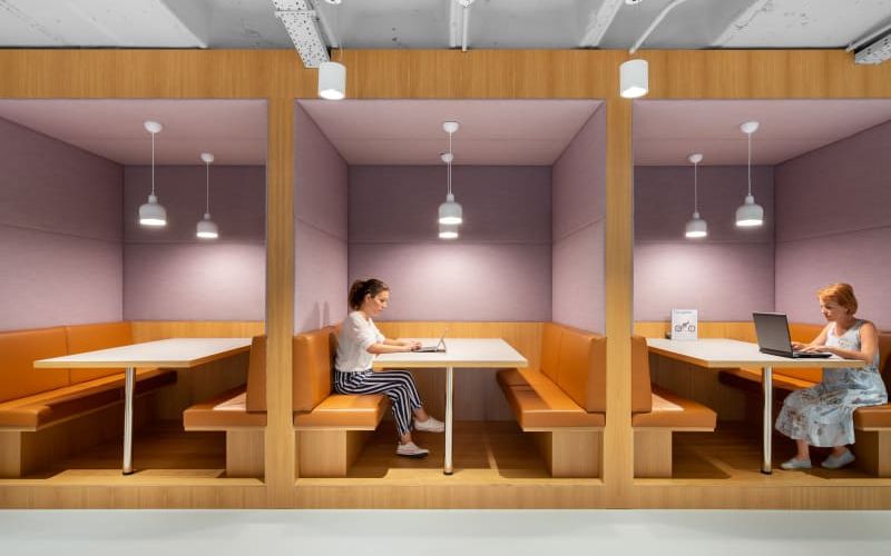 2 Plaza De Villasis, Seville Image 4