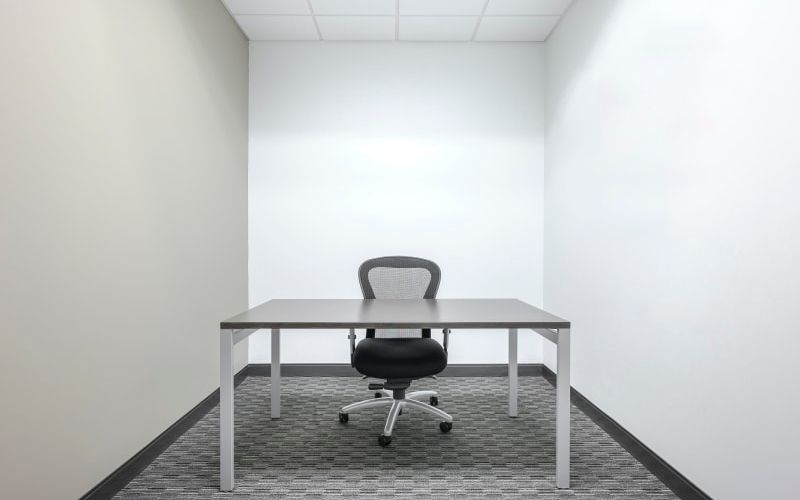 10200 Forest Green Blvd, Louisville Image 1