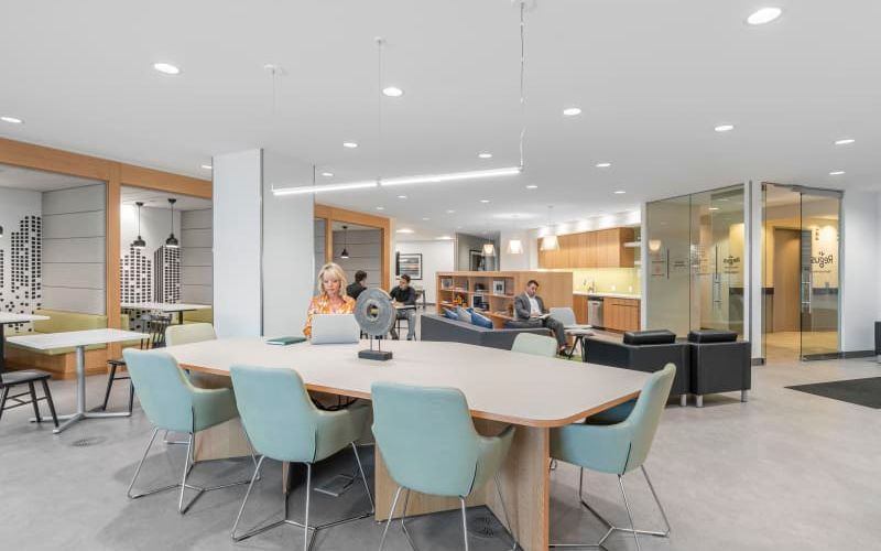 10 N Martingale Road, Schaumburg Image 8