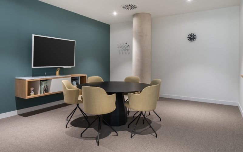 1 Via De Los Poblados, Madrid Image 10