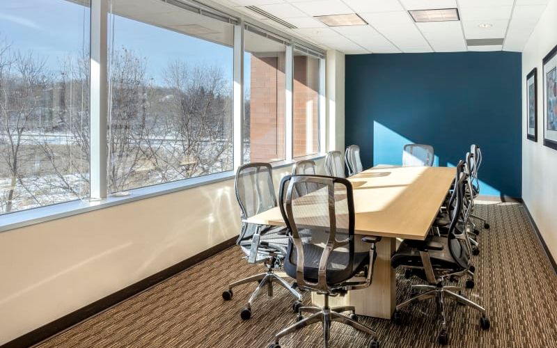 6385 Old Shady Oak Rd, Eden Prairie Image 2