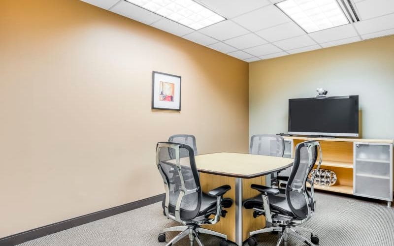 5250 Old Orchard Rd, Skokie Image 4