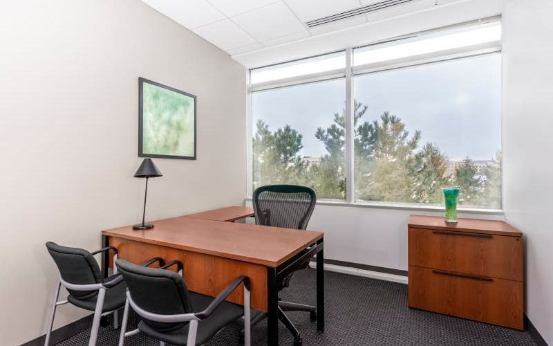 2000 Auburn Dr, Beachwood Image 3