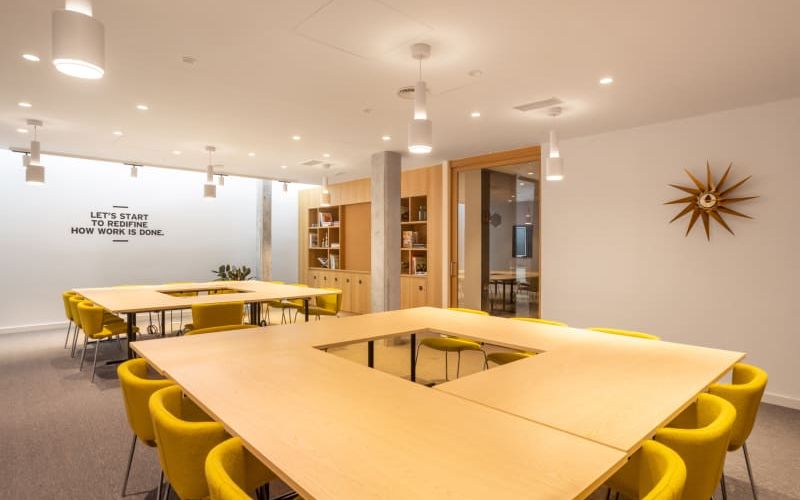 6-14 Passatge Mas De Roda, Barcelona Image 4