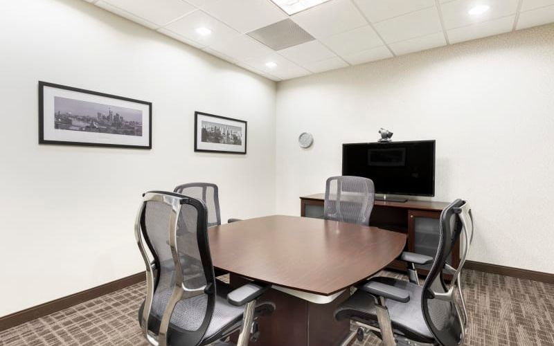 1000 Parkwood Cir Se, Atlanta Image 2