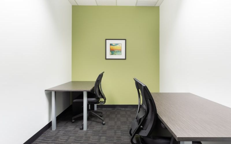 7404 King George Blvd, Surrey Image 5