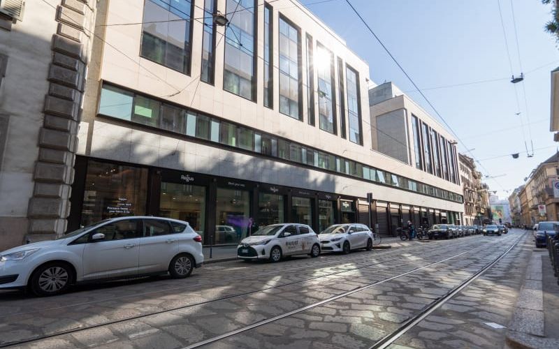 Via Broletto 46, Milan Image 9