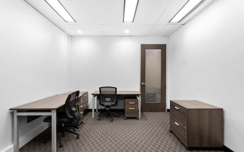 2 Bloor Street West, Toronto Image 2