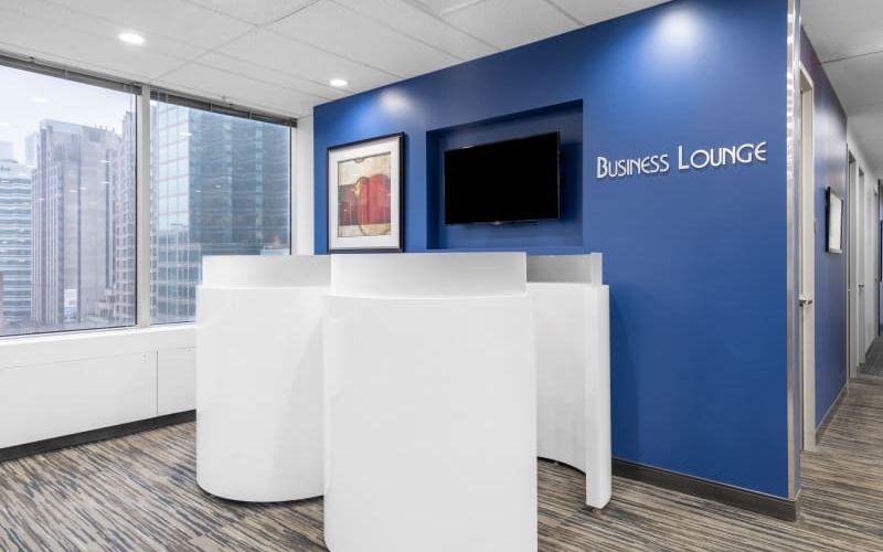 2 Bloor Street West, Toronto Image 1