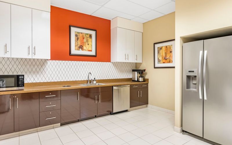 2815 Forbs Avenue, Hoffman Estates Image 2