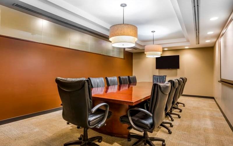 125 South Wacker Dr, Chicago Image 1