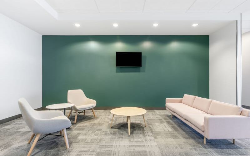 915 Highland Pointe Drive, Roseville Image 1