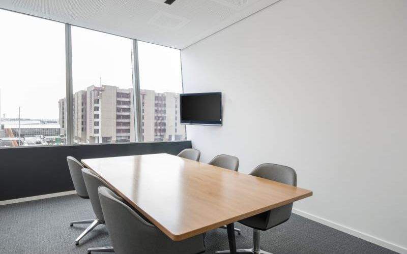 12 Am Flughafen, Frankfurt Am Main Image 6