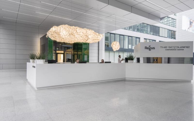 12 Am Flughafen, Frankfurt Am Main Image 7