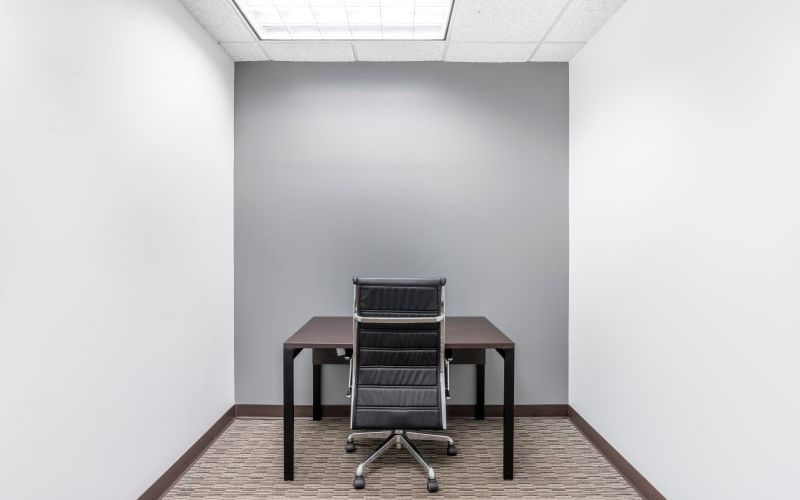 555 Winderley Pl, Maitland Image 7