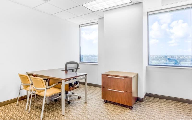 3801 Pga Boulevard, Palm Beach Gardens Image 1