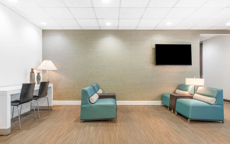 8888 Keystone Crossing, Indianapolis Image 2