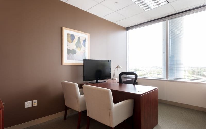 700 Commerce Drive, Oak Brook Image 2