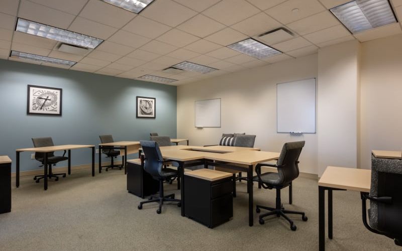 700 Commerce Drive, Oak Brook Image 5