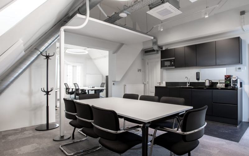 104-108 Nieuwezijds Voorburgwal, Amsterdam Image 9