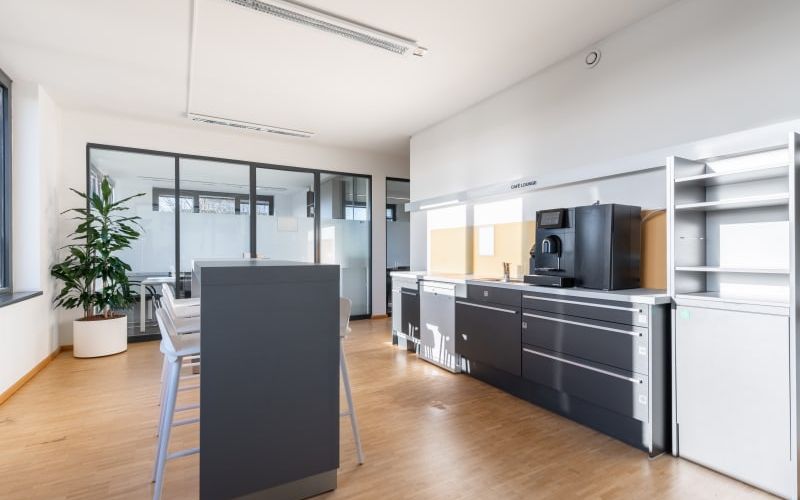 3 Maria-goeppert-strasse, Luebeck Image 8