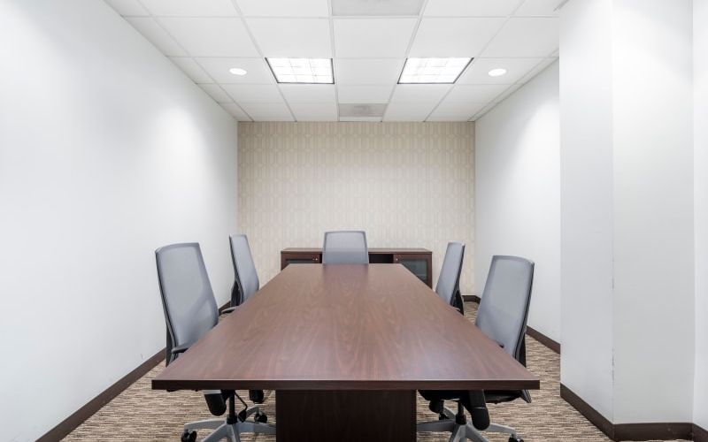 200 Continental Dr, Newark Image 1