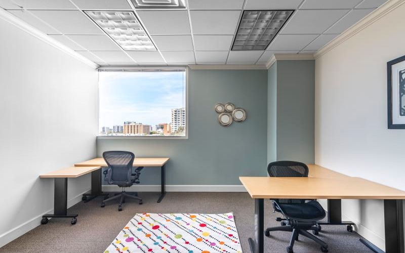 1990 Main St, Sarasota Image 2