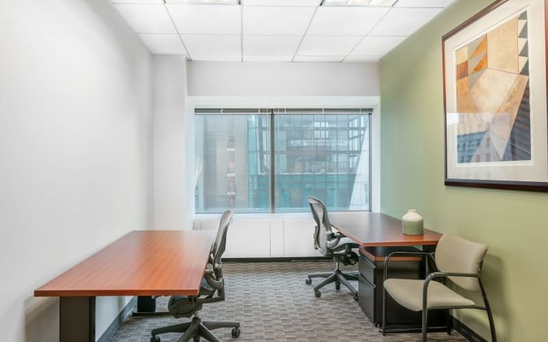 590 Madison Ave, New York City Image 1