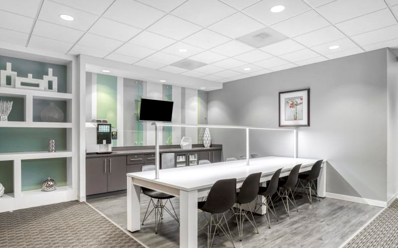 3455 Peachtree Road North East, Atlanta Image 1