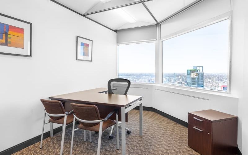 10180 101 St Nw, Edmonton Image 4