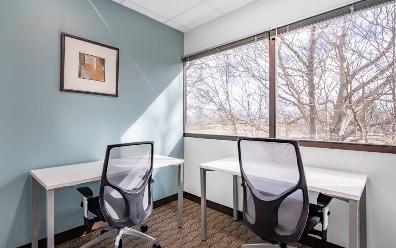 360 Bloomfield Avenue, Windsor Image 1