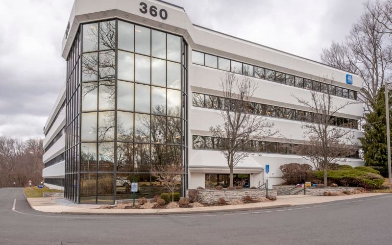 360 Bloomfield Avenue, Windsor Image 9