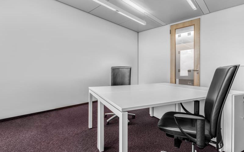 21 Speditionstrasse, Dusseldorf, 1 DESK 21 Speditionstrasse, Dusseldorf Image 1