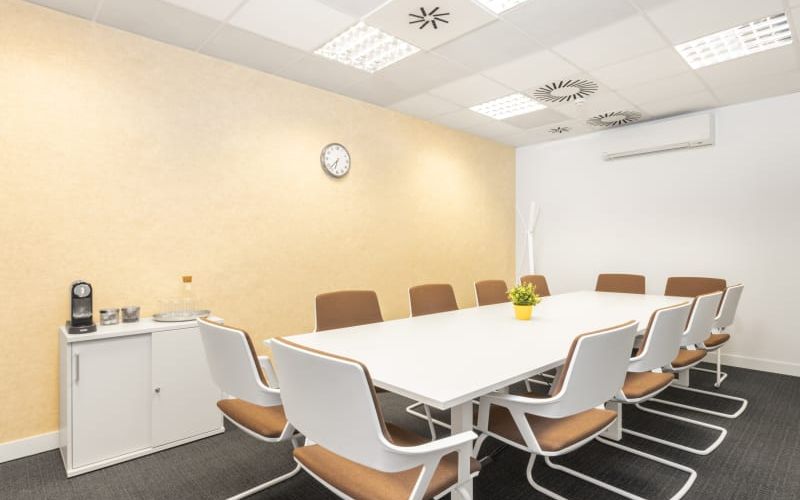 344/23/5 Zlaty Andel Nadrazni, Prague Image 7