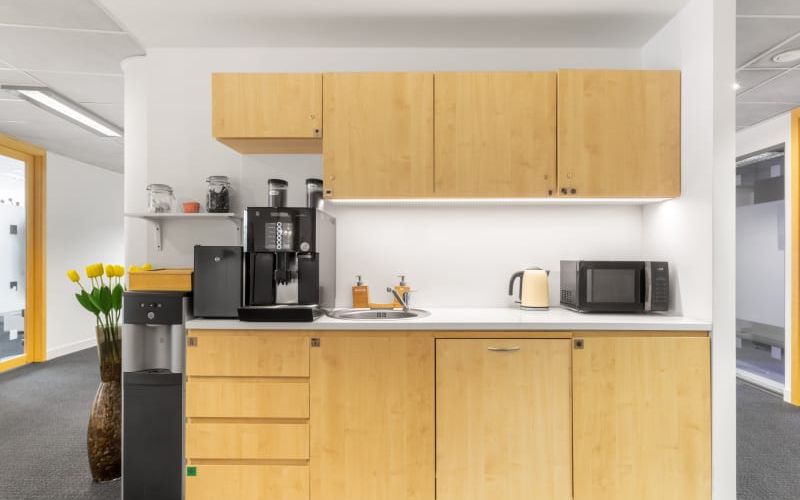 344/23/5 Zlaty Andel Nadrazni, Prague Image 8