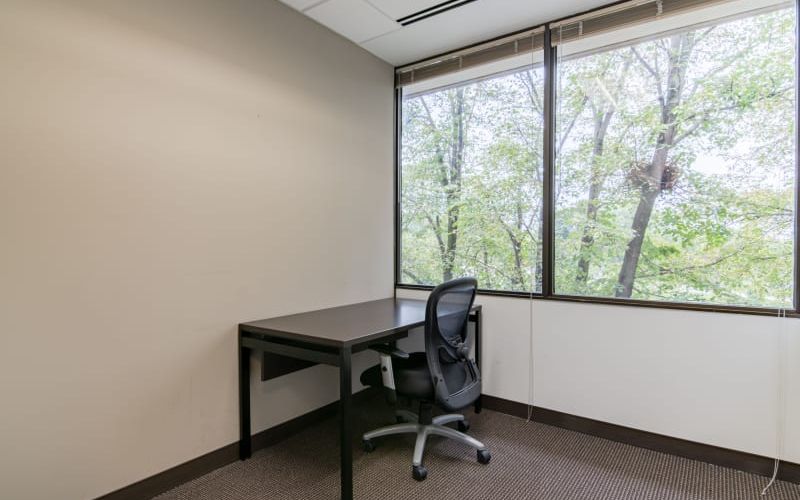 800 E 101st Terrace, Kansas City Image 3