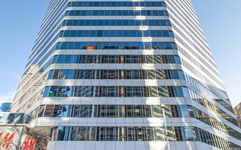 1 Dundas St, Toronto Image 8