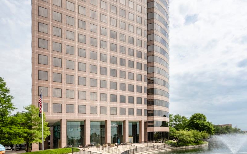 140 Butterfield Road, Oakbrook Terrace Image 9